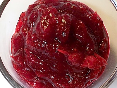 cranberry_sauce.jpeg->first()->description