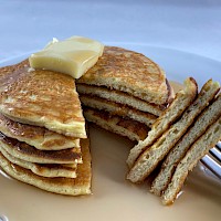Vanilla Cinnamon Cream Cheese Pancakes