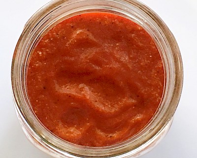 chili-bbq-sauce.jpeg->first()->description